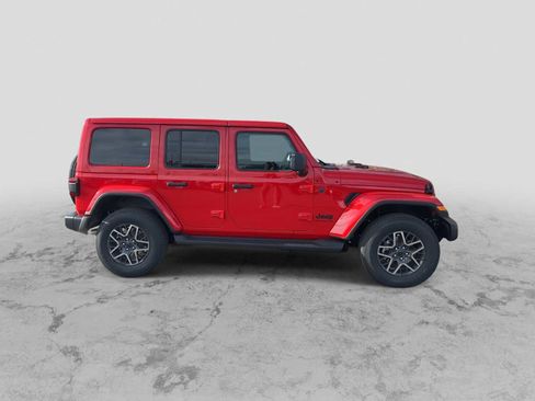 New 2026 Jeep Wrangler Unlimited Sahara AWD/4WD image 9