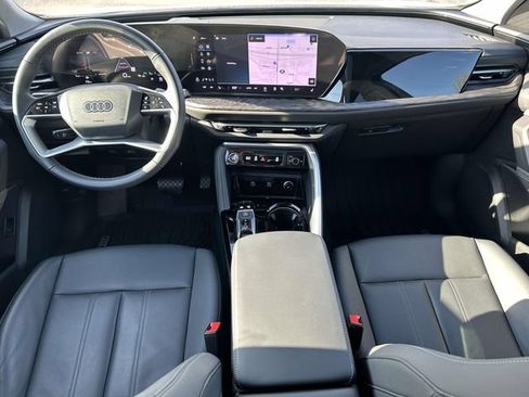 Used 2025 Audi Q5 Premium Plus w/ Premium Plus AWD/4WD image 16