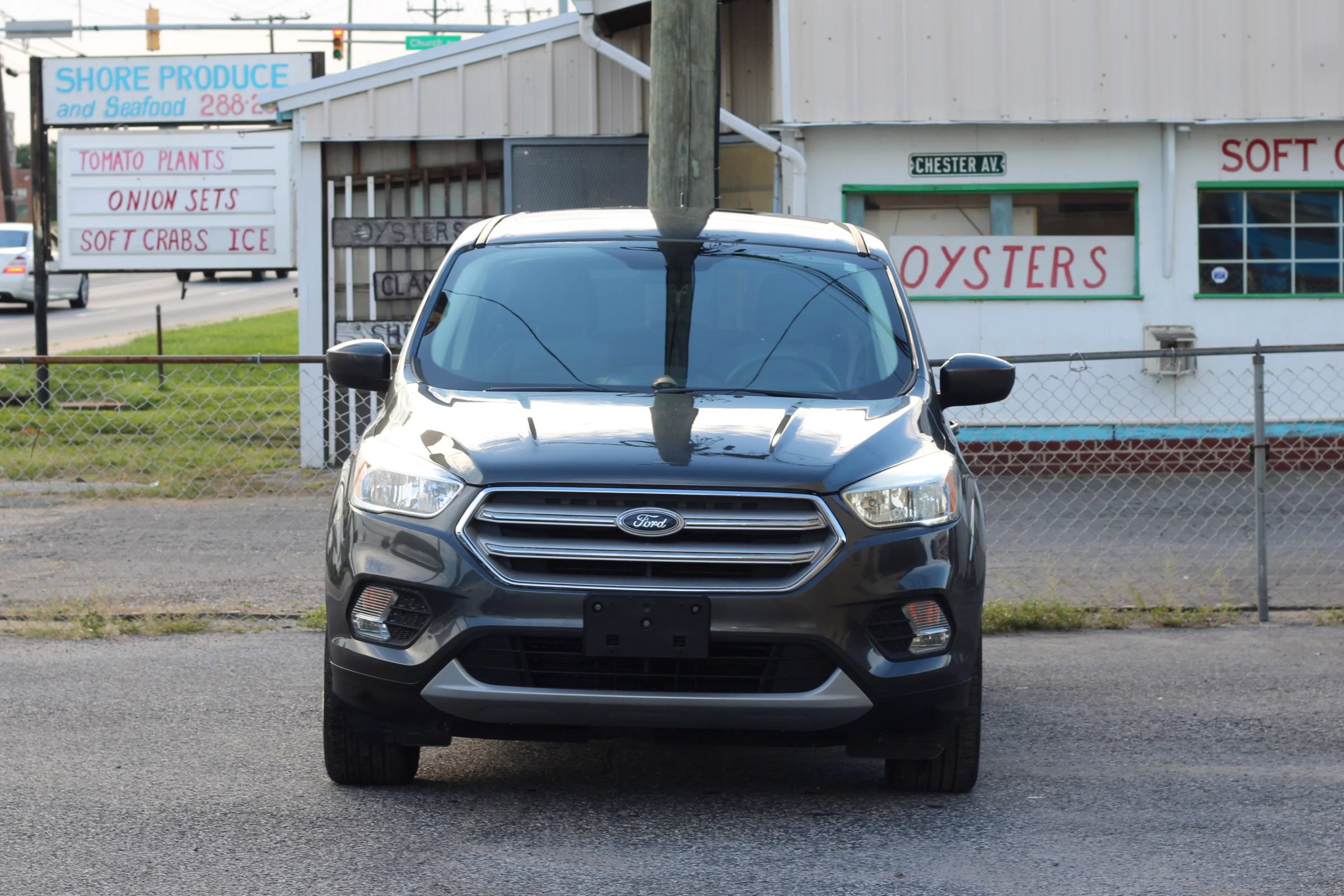 Used 2019 Ford Escape SE AWD/4WD image 2