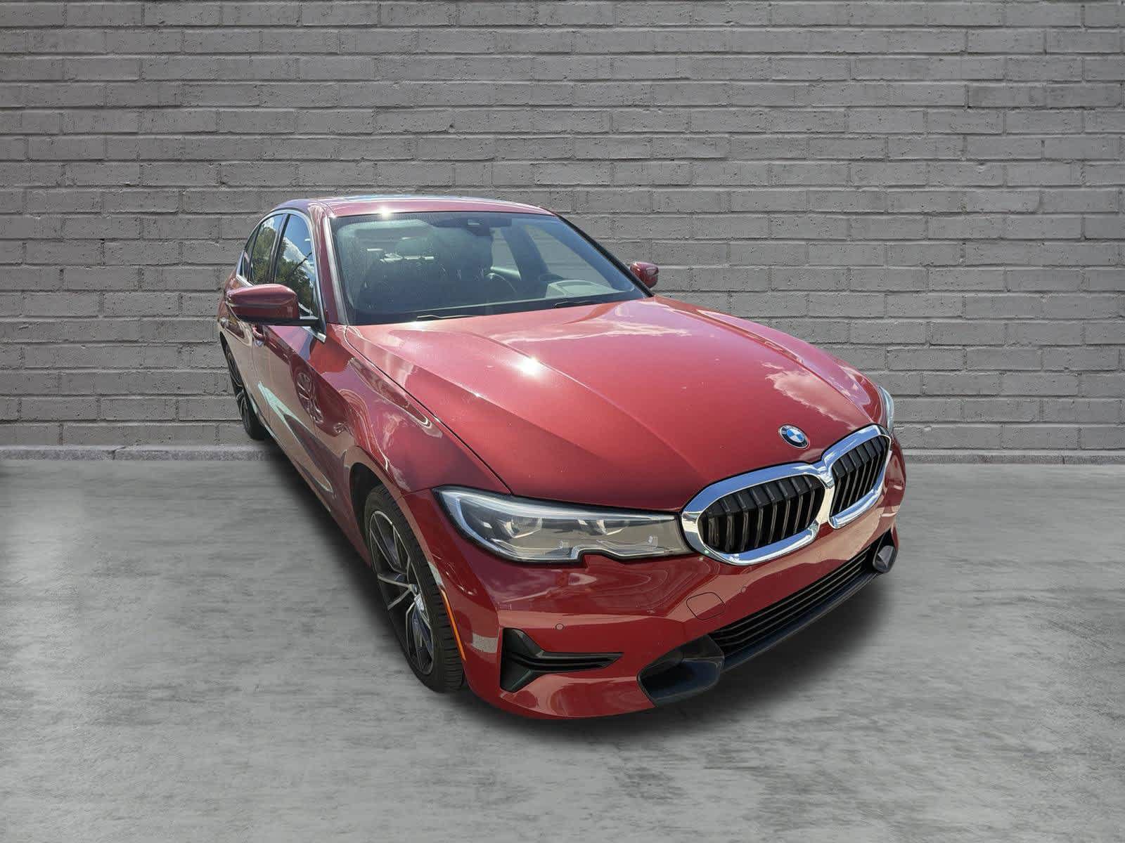 Used 2022 BMW 330i xDrive Sedan AWD/4WD image 2