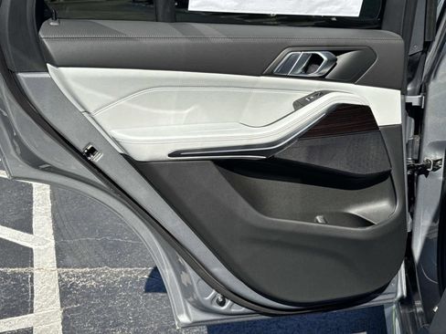 New 2026 BMW X5 sDrive40i w/ M Sport Package image 13