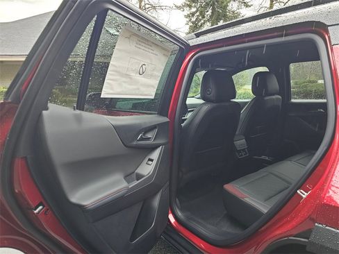 New 2026 Chevrolet Equinox RS image 17