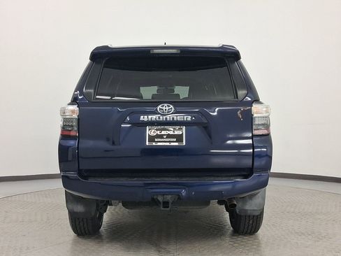 Used 2015 Toyota 4Runner SR5 Premium image 10