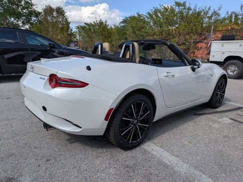 New 2026 MAZDA MX-5 Miata Grand Touring RWD image 5