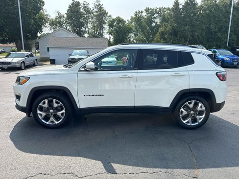 Used 2019 Jeep Compass Limited FWD image 6