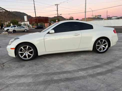 Used 2004 INFINITI G35 Coupe w/ Performance Tire & Wheel Pkg image 1
