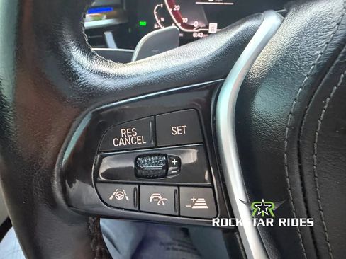 Used 2020 BMW 530i w/ M Sport Package RWD image 17