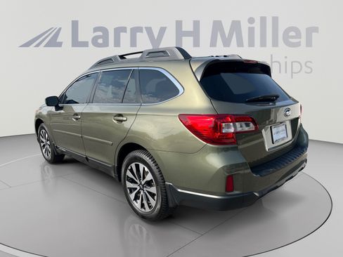 Used 2015 Subaru Outback 2.5i Limited AWD/4WD image 3
