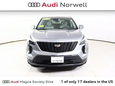 Used 2023 Cadillac XT4 Luxury w/ Cold Weather Package AWD/4WD image 9
