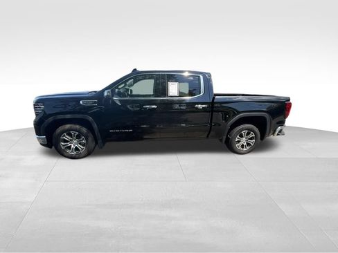 Used 2025 GMC Sierra 1500 SLT RWD image 4