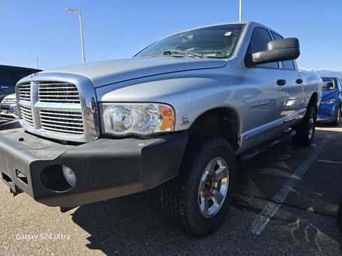 Used 2005 Dodge Ram 2500 Truck SLT image 3