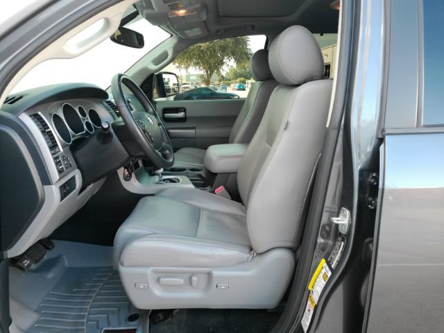 Used 2013 Toyota Sequoia Limited RWD image 6