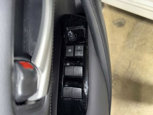 Certified 2023 Toyota Corolla SE image 22