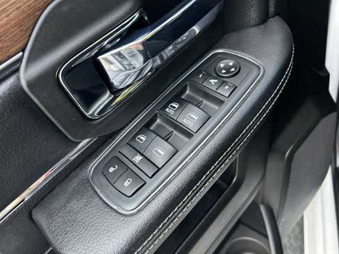 Used 2018 RAM 2500 Laramie w/ Off Road Package AWD/4WD image 23