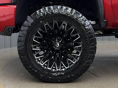 Used 2026 Chevrolet Silverado 2500 High Country w/ High Country Premium Package AWD/4WD image 10
