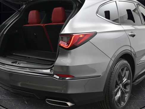 Used 2022 Acura MDX A-Spec AWD/4WD image 15