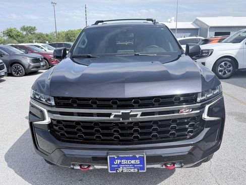 Used 2022 Chevrolet Tahoe Z71 w/ Z71 Off-Road Package AWD/4WD image 3