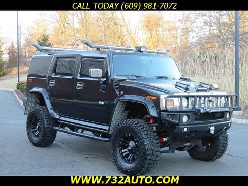 Used 2003 HUMMER H2 w/ Preferred Equipment Group image 3