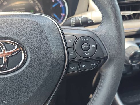 Used 2021 Toyota RAV4 XSE AWD/4WD image 15