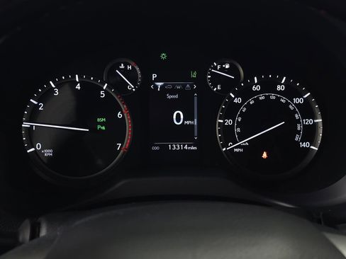 Used 2023 Lexus GX 460 Premium w/ Accessory Package AWD/4WD image 22