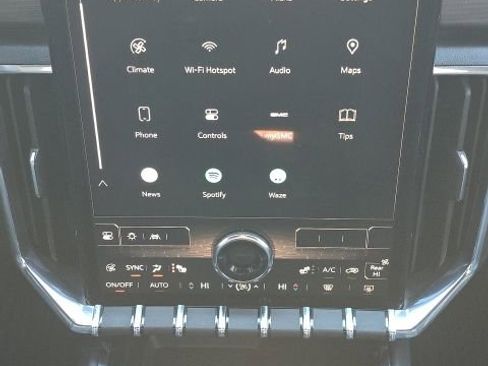 Used 2024 GMC Acadia Elevation image 31