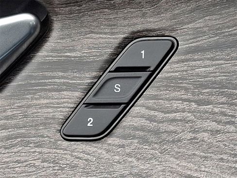 Used 2023 Jeep Grand Cherokee Limited image 26