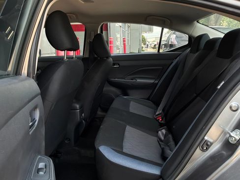 Used 2025 Nissan Versa SV FWD image 11