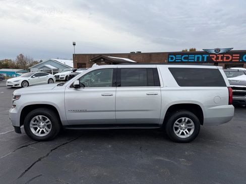 Used 2019 Chevrolet Suburban LT AWD/4WD image 6