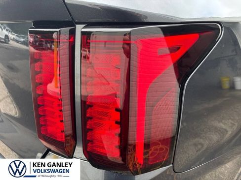 Used 2022 Kia Sorento LX AWD/4WD image 8