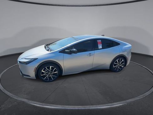 New 2026 Toyota Prius Plug-In Hybrid image 9