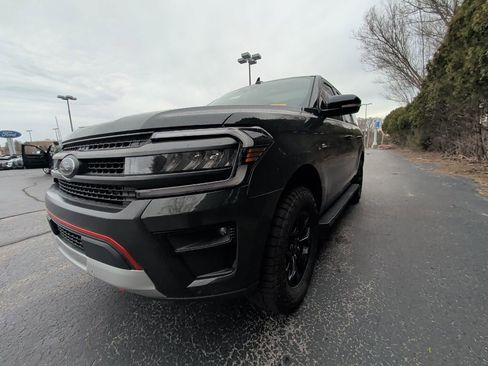 Used 2022 Ford Expedition Timberline image 6