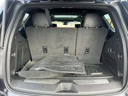 Used 2023 GMC Yukon Denali Ultimate image 5