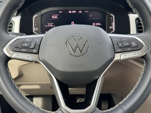 Certified 2023 Volkswagen Atlas SE AWD/4WD image 39