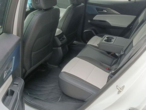 Used 2024 Chevrolet Equinox EV LT w/ Active Safety Package 3 FWD image 5