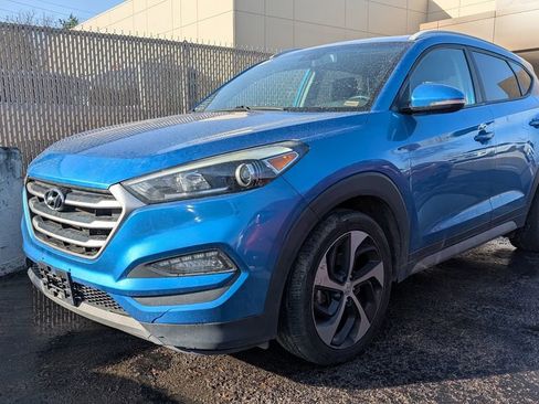 Used 2017 Hyundai Tucson Sport image 1
