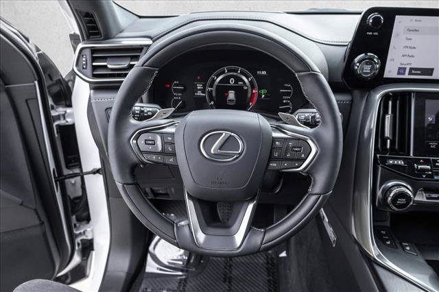 Used 2024 Lexus LX 600 4WD w/ Luxury Package image 13