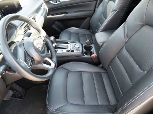 Used 2025 MAZDA CX-5 AWD 2.5 S w/ Preferred Package image 10