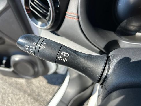 Used 2023 Nissan Kicks SR FWD image 20