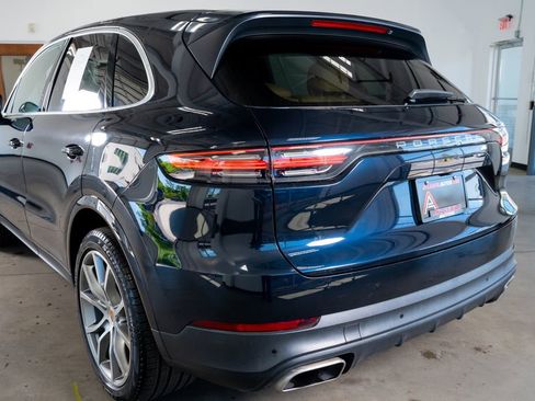 Used 2021 Porsche Cayenne image 21