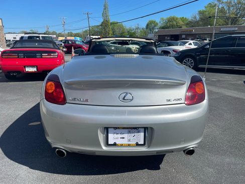 Used 2002 Lexus SC 430 Convertible image 7