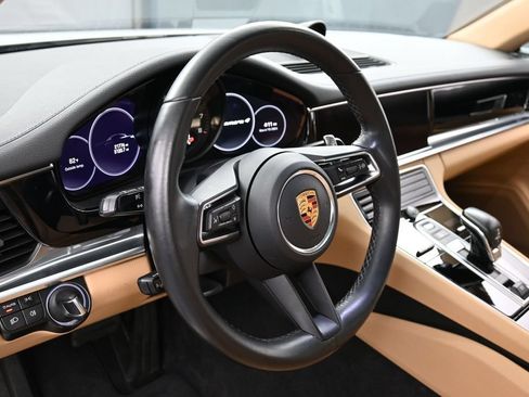 Certified 2023 Porsche Panamera 4 AWD/4WD image 16