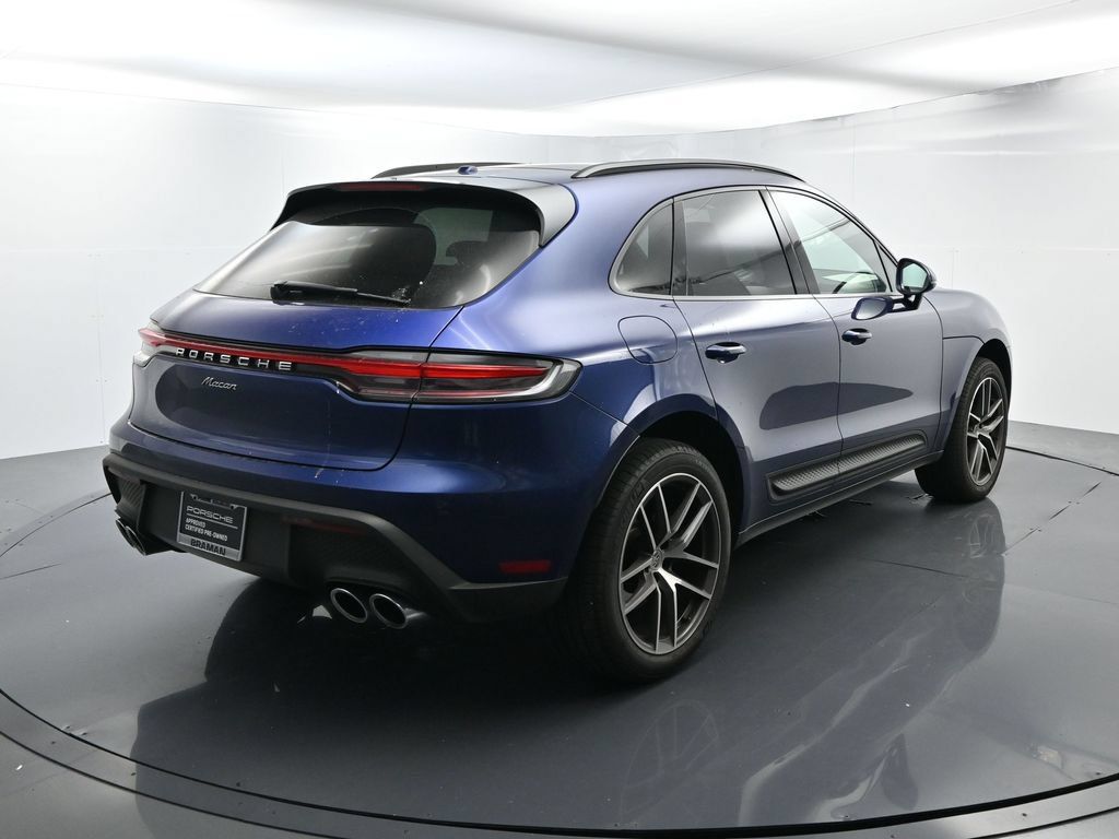Certified 2024 Porsche Macan AWD/4WD image 14