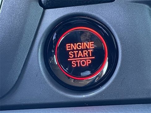 New 2025 Honda Pilot Touring image 22