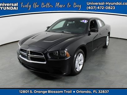 Used 2013 Dodge Charger SE w/ Connectivity Group