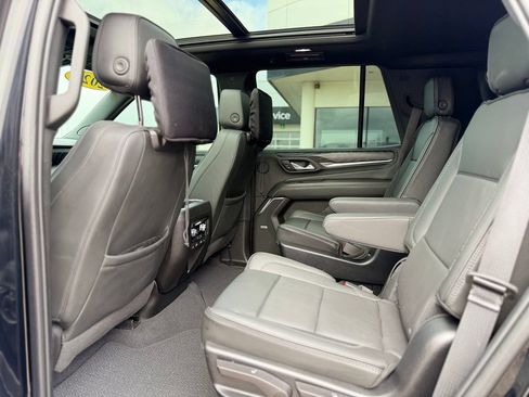 Used 2023 GMC Yukon Denali AWD/4WD image 10