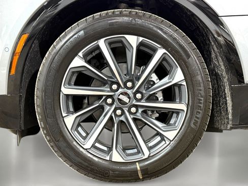 New 2026 Cadillac Lyriq Sport AWD/4WD image 11