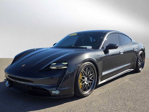 Used 2020 Porsche Taycan Turbo S image 7