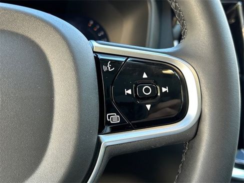 New 2026 Volvo V60 B5 Cross Country Ultra w/ Protection Package Premier image 11