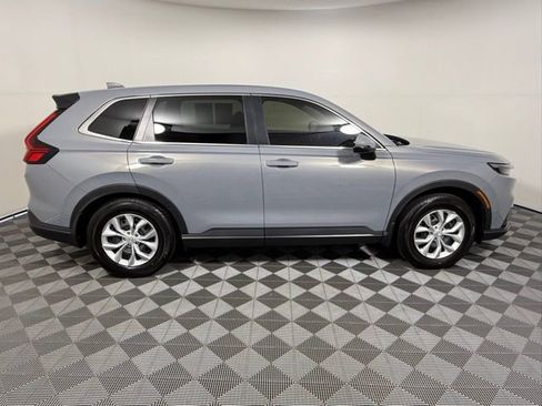 Used 2026 Honda CR-V LX image 7