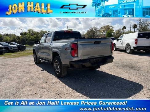 Used 2024 Chevrolet Colorado Z71 w/ Z71 Convenience Package 2 image 8